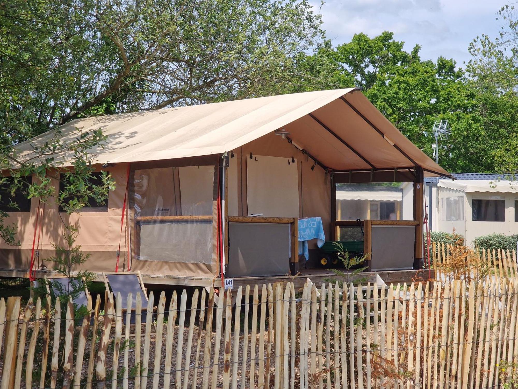 Lodge Les P'Tites Maisons Dans La Prairie Sallertaine المظهر الخارجي الصورة